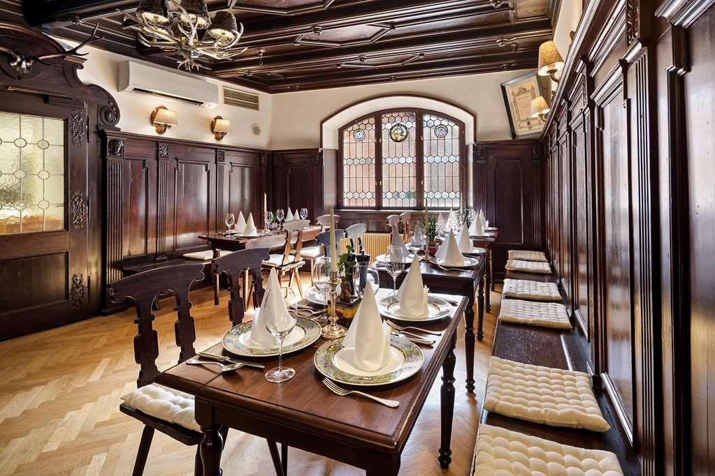 Radisson Blu Hotel Altstadt, Salzburg Restoran fotoğraf