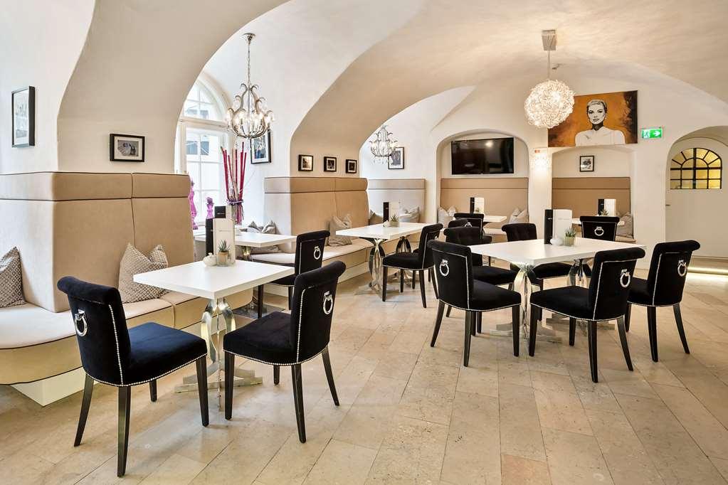 Radisson Blu Hotel Altstadt, Salzburg Restoran fotoğraf