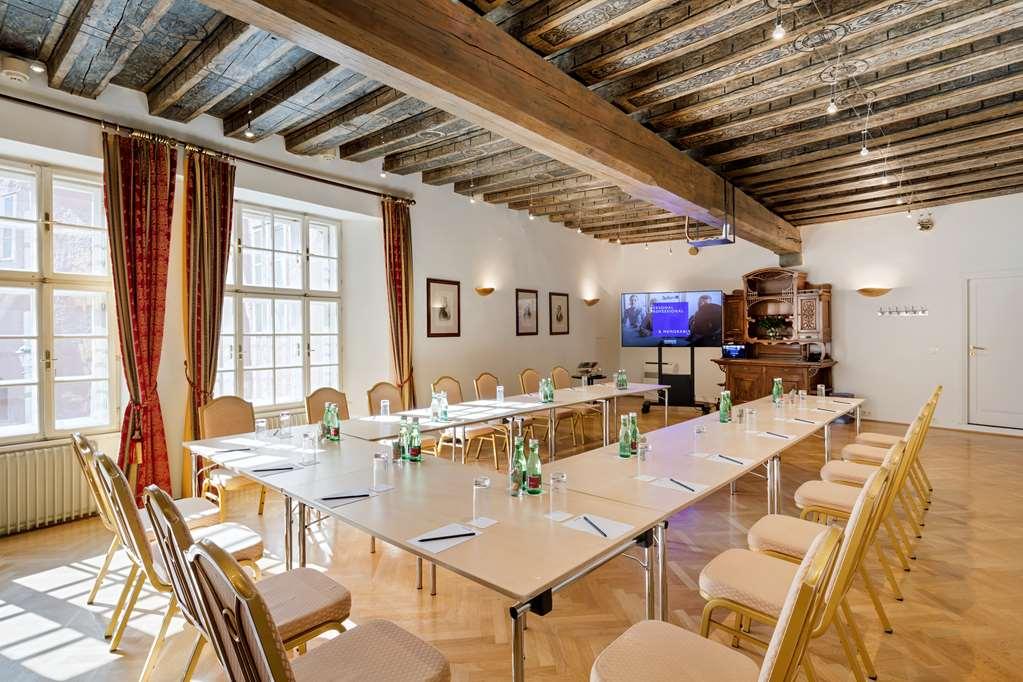Radisson Blu Hotel Altstadt, Salzburg Konforlar fotoğraf