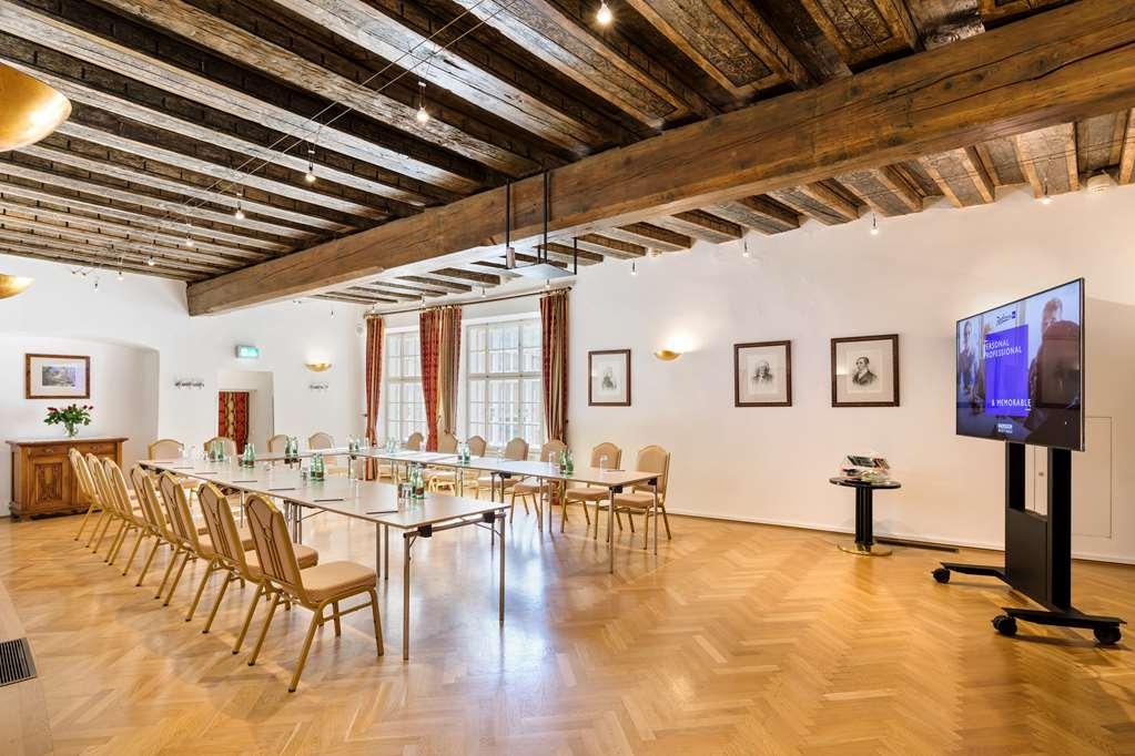 Radisson Blu Hotel Altstadt, Salzburg Konforlar fotoğraf