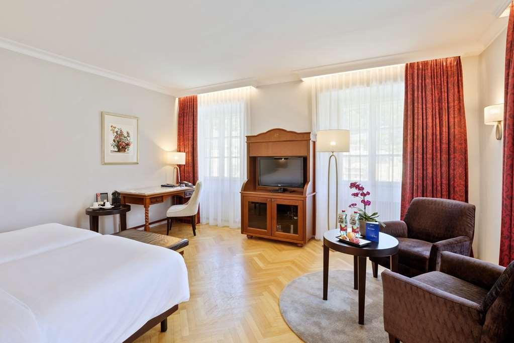 Radisson Blu Hotel Altstadt, Salzburg Oda fotoğraf